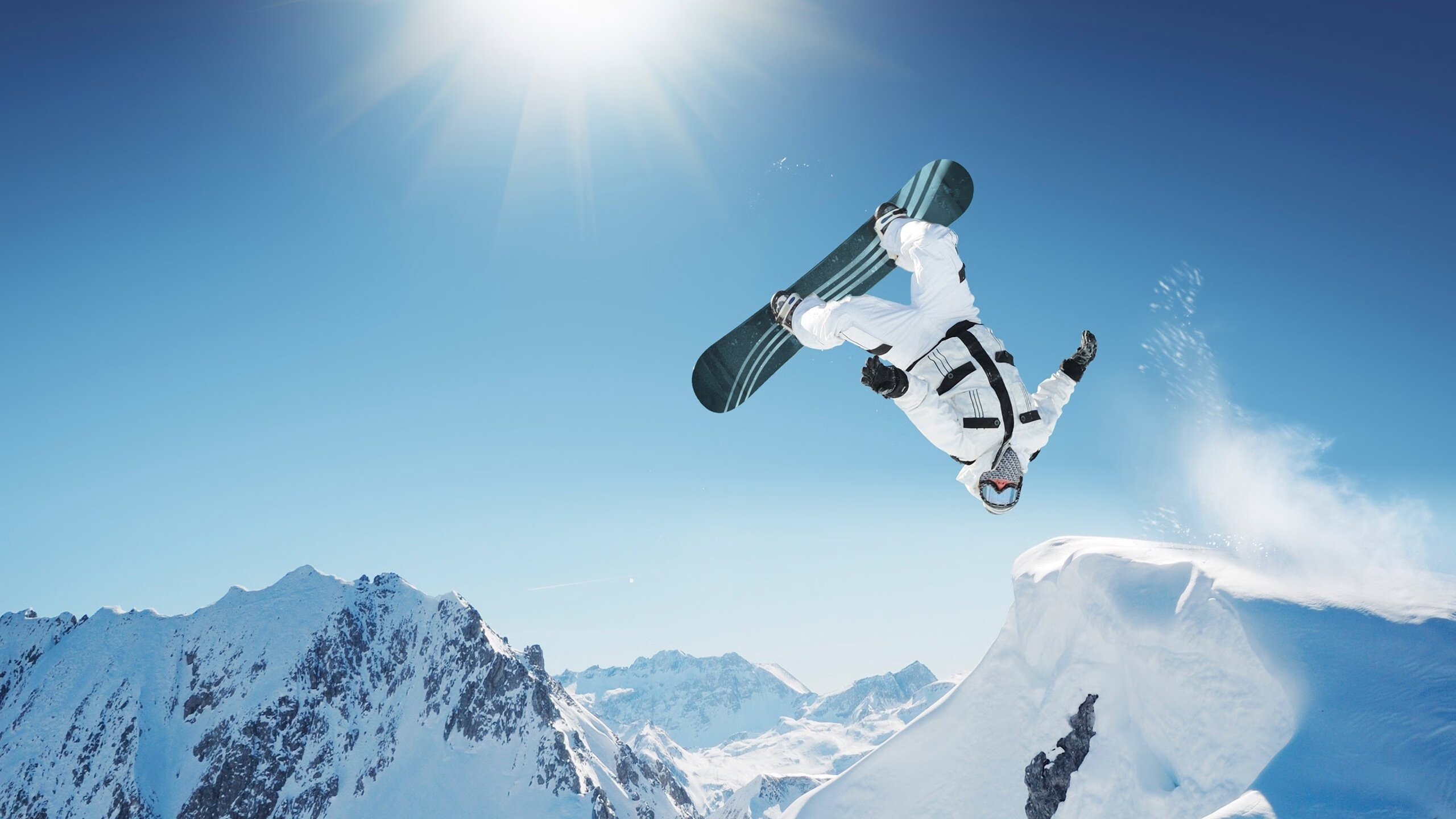 mksports体育-搏击赛场新星异军突起表现抢眼，最新搏击视频比赛